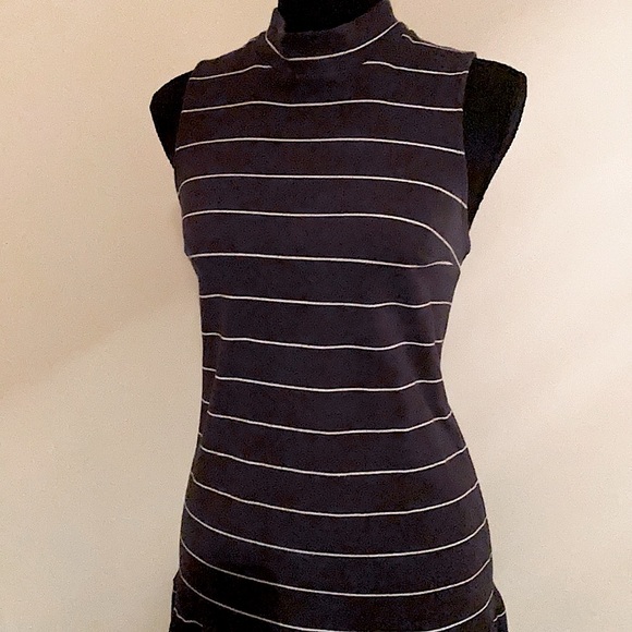 Abercrombie & Fitch Sleeveless Mock Turtleneck Dress - Picture 2 of 12